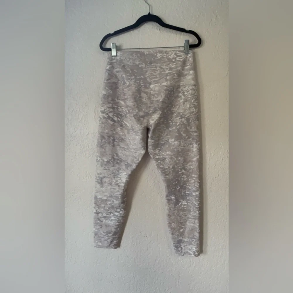 RBX Active High-Waisted Leggings - Gray/Beige Camo Abstract Print - Size L - Picture 7 of 9